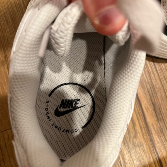 NWOT NEVER WORN Nike Air Max SC SE Trainers size 8 - Picture 3 of 6